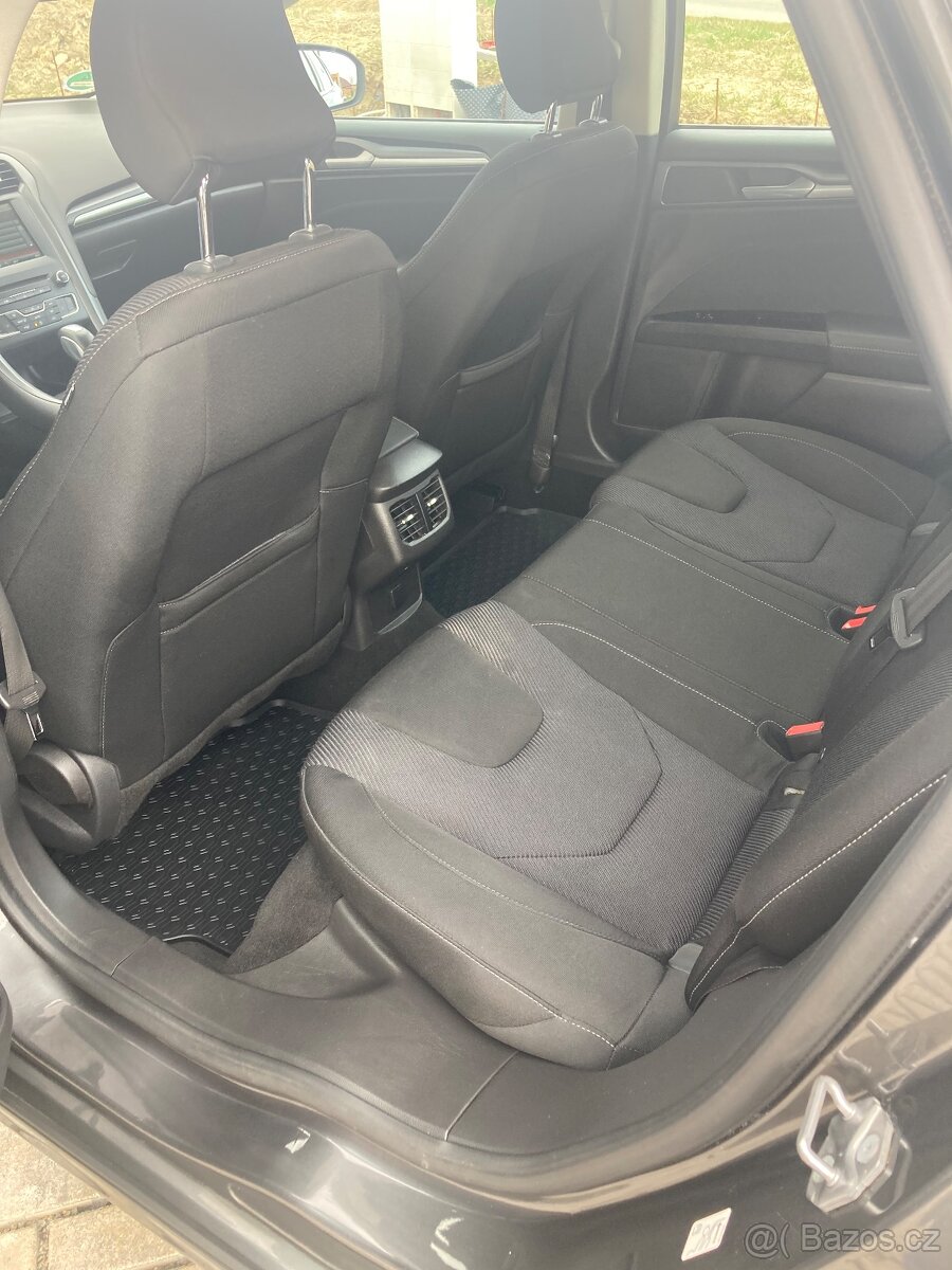 Ford Mondeo Kombi TDCi 2015 - 132kw - serv.kniha - 15