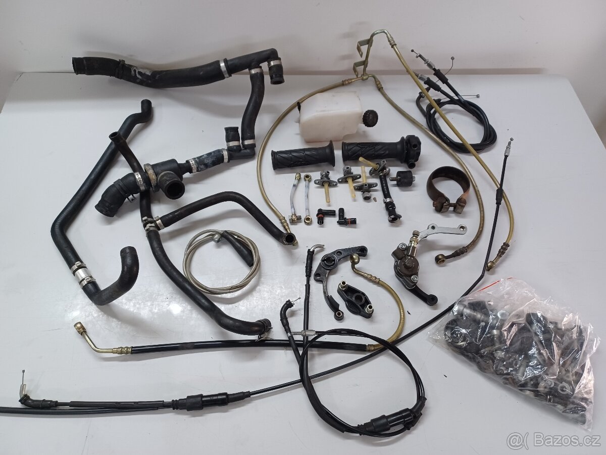 KTM LC8 950 - MOTOR NA DÍLY - 15