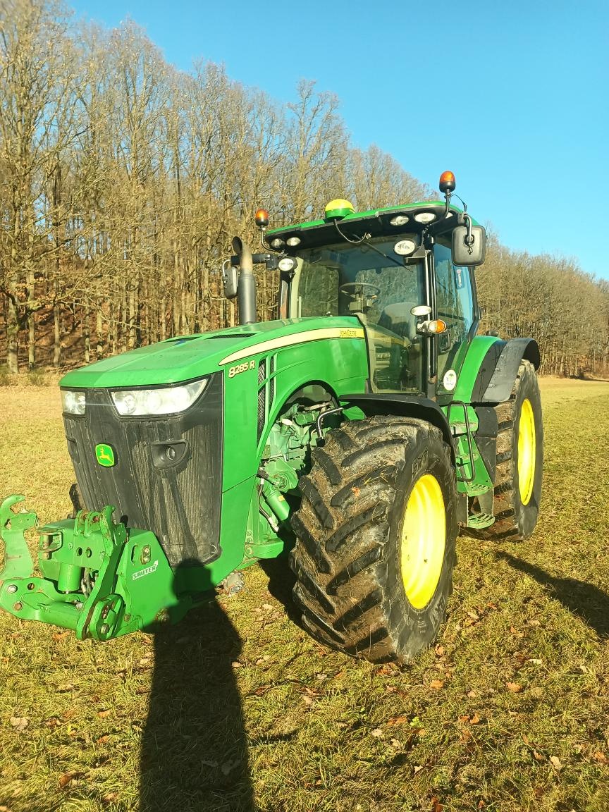 TRAKTOR JOHN DEERE 8285R - 15