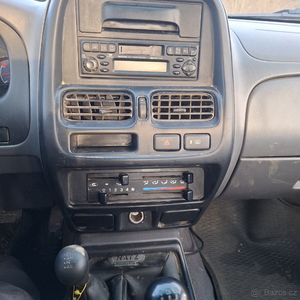 Nissan navara d22 r.v2004 najeto112tkm - 15