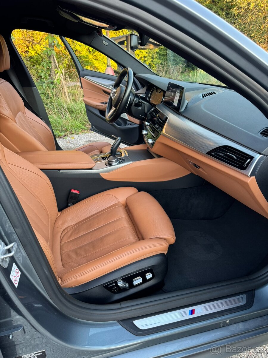 BMW 540i xDrive Limousine - 15