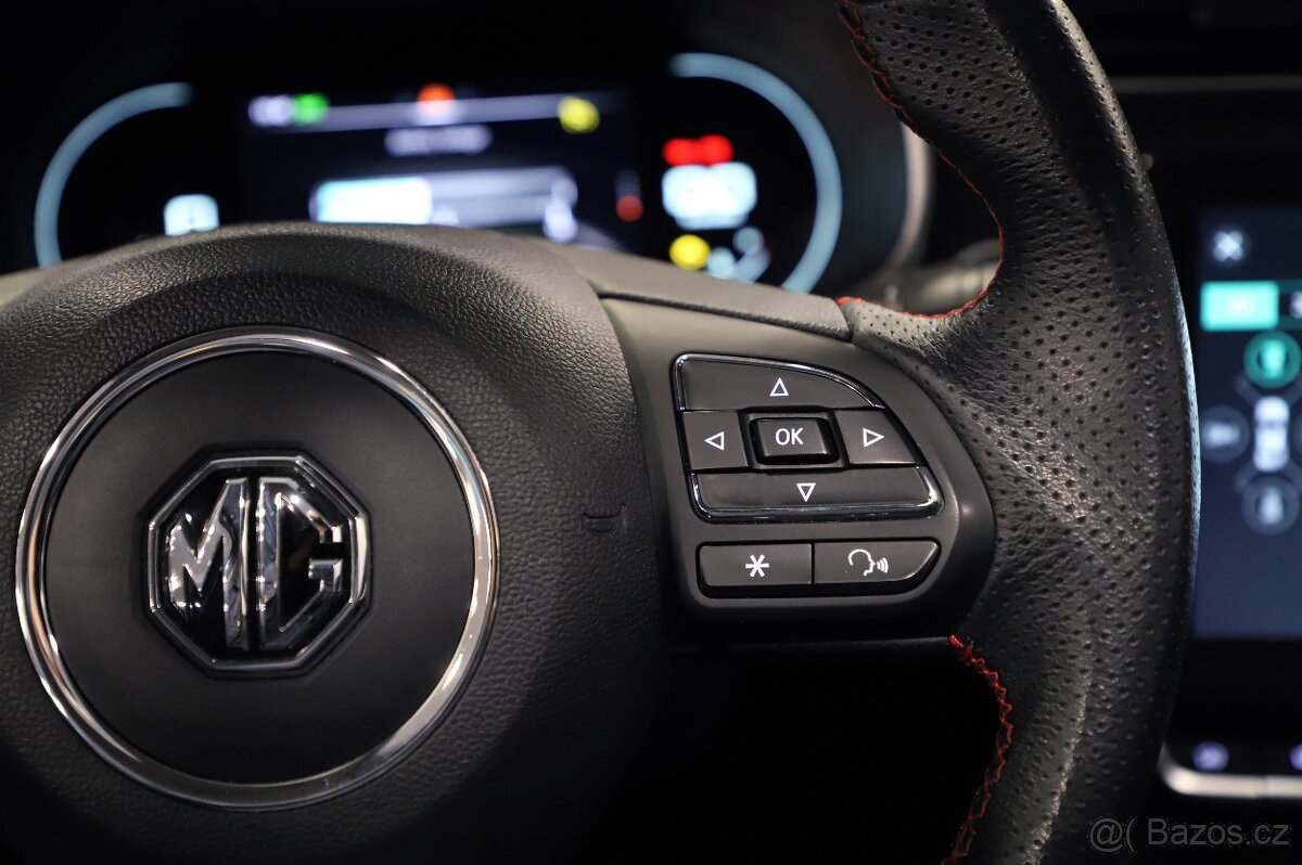 MG ZS 1.5 78kW 75tkm Panorama Man. LED - záruka Autodraft - 15