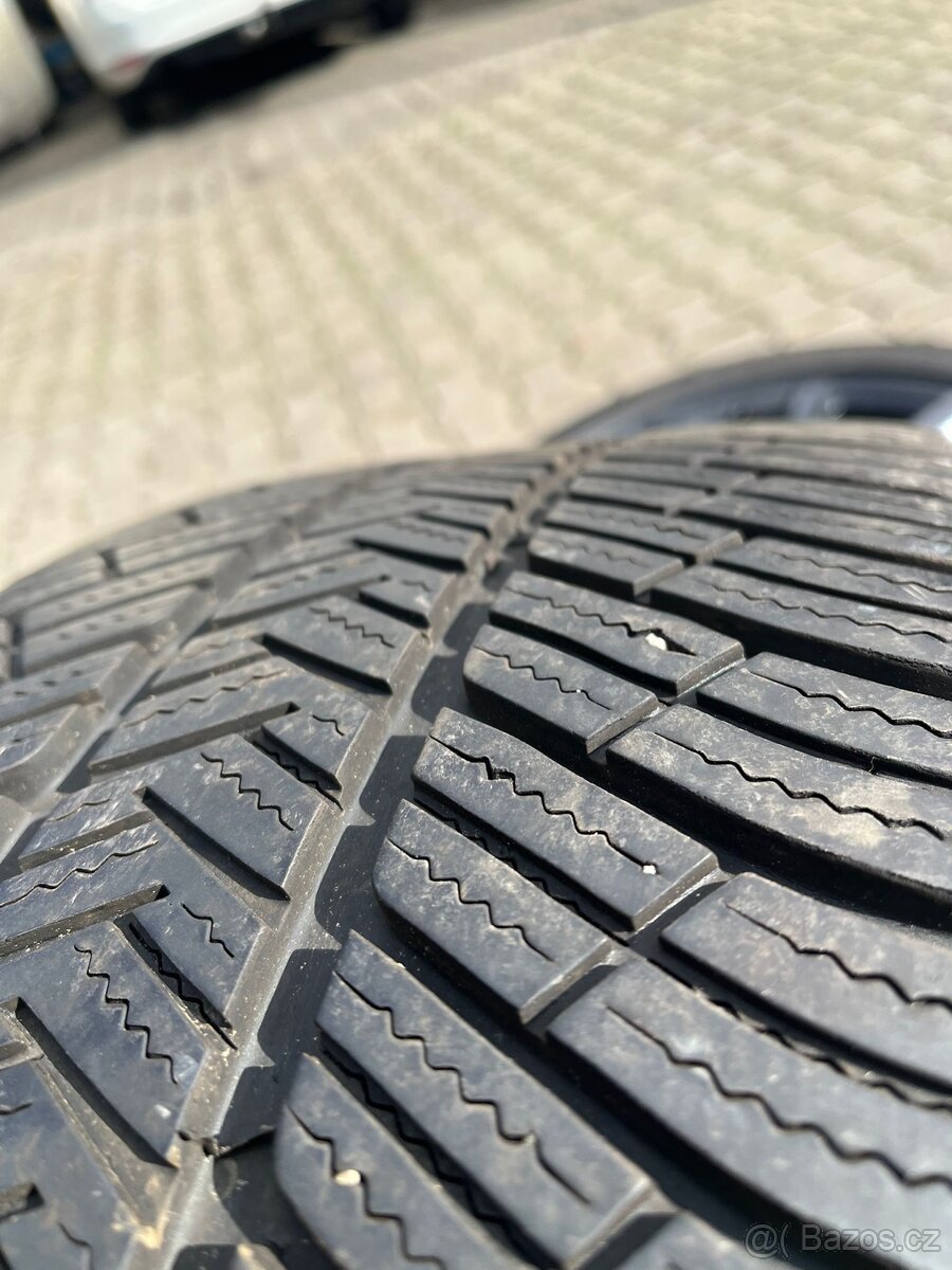 Audi A6 Allroad kola 19" zimní 255/45/19 - 15