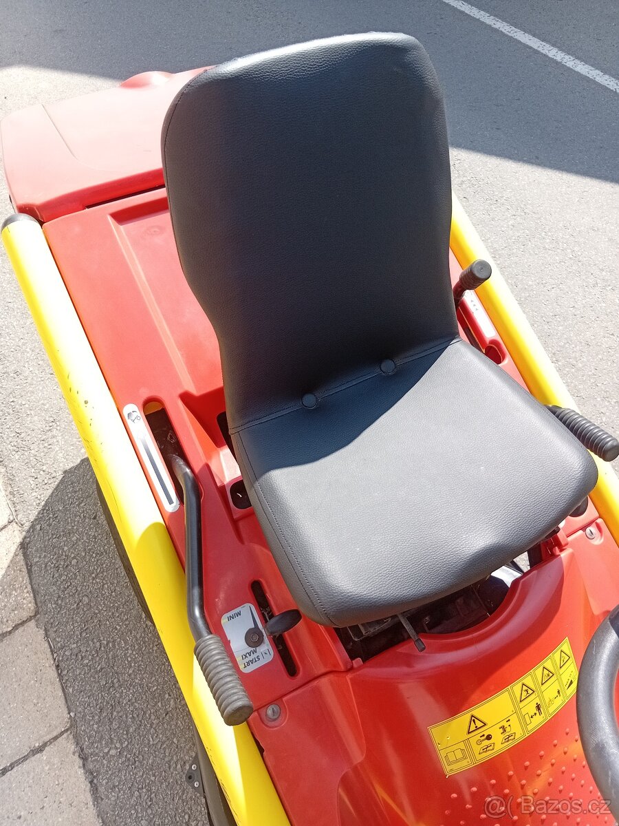 Prodám zahradní traktor Rider Outils-wolf 15.5Hp Hydro - 15