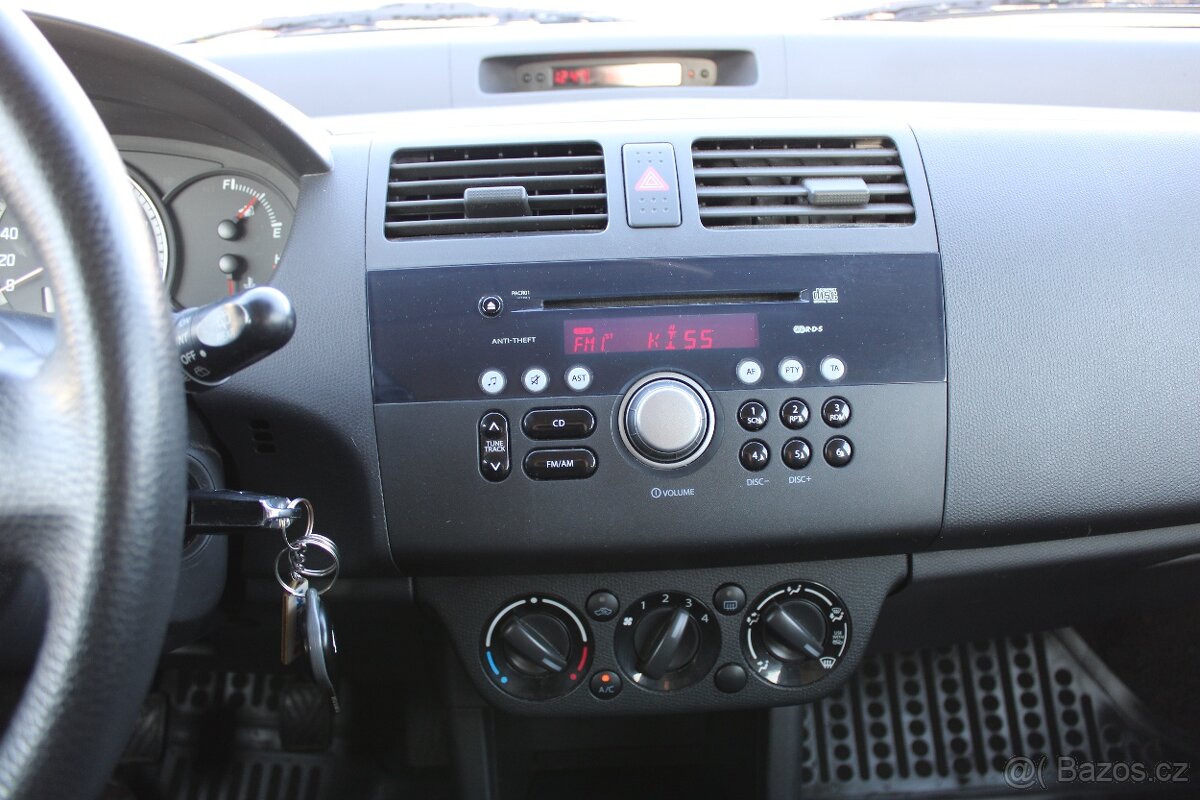 Suzuki Swift, 1,3i 67KW, KLIMA, STK 8/2027, r.v. 2010 - 15