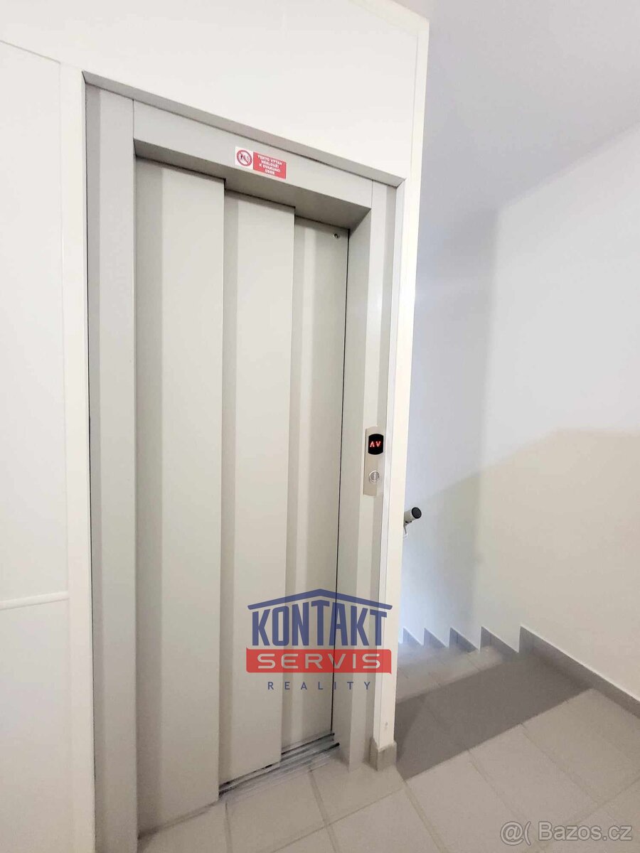 Pronájem plně vybaveného bytu 1+kk, 25 m² - České Budějovice - 15