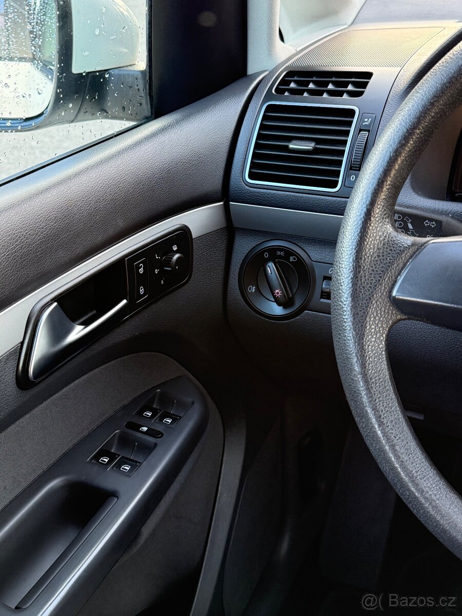 VOLKSWAGEN TOURAN 1.6 TDI 77KW 2012 - 15