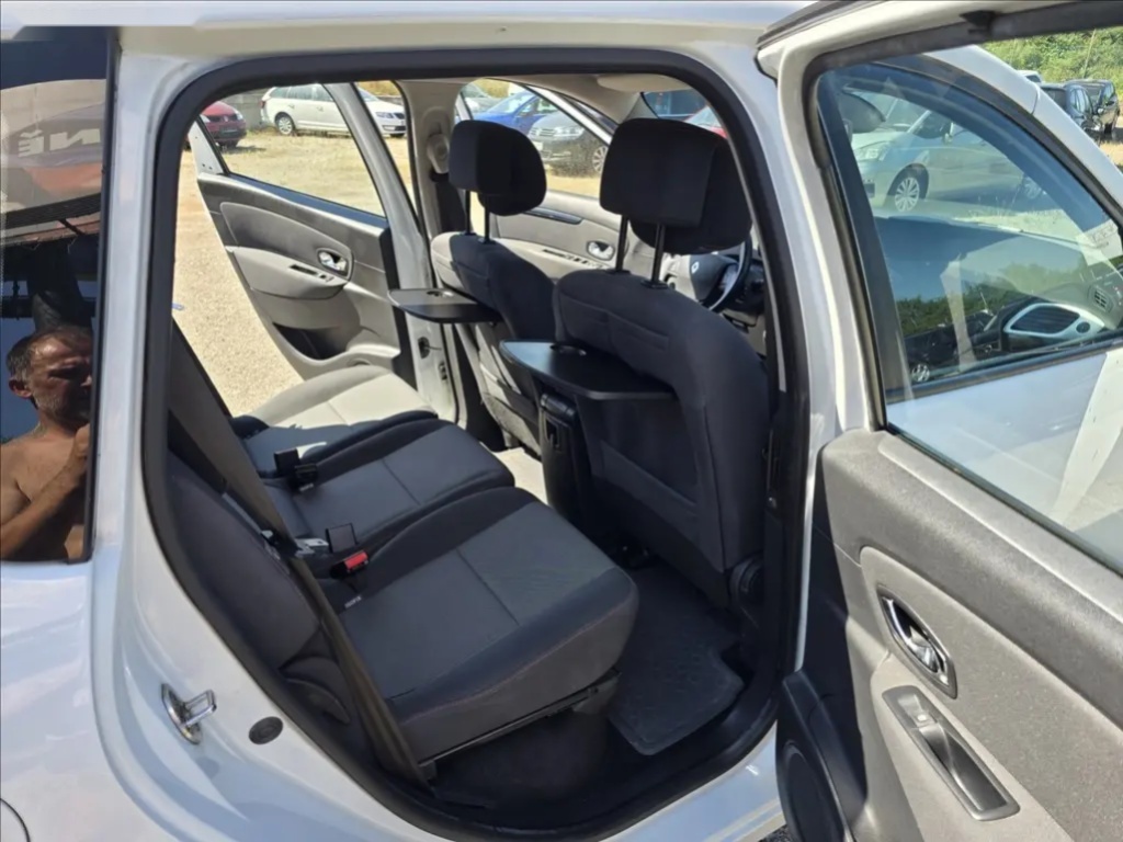 Renault Scénic, 1,5 TDCi 81KW - 15