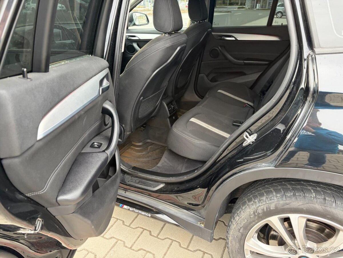 BMW X1 xDrive 20d 140kw ČR - 15