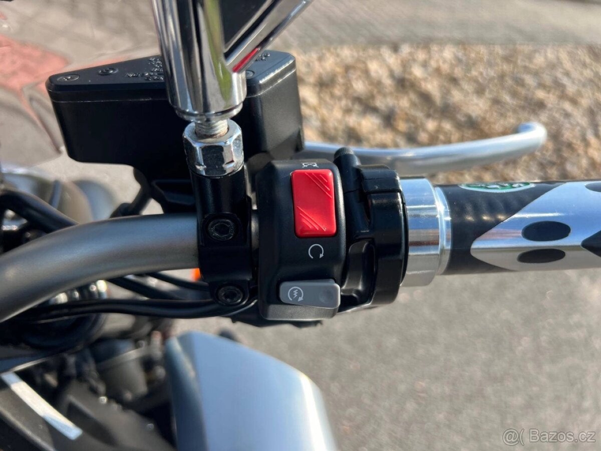 Prodám YAMAHA V MAX - 15