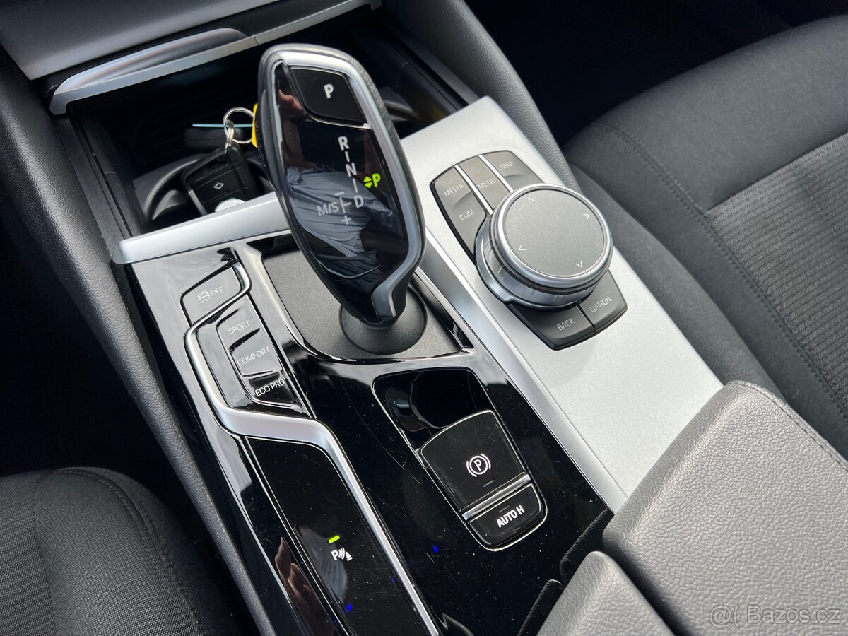 BMW 530d 210kw r 2022 HUD 4x Klima LED tažné - odpočet DPH - 15