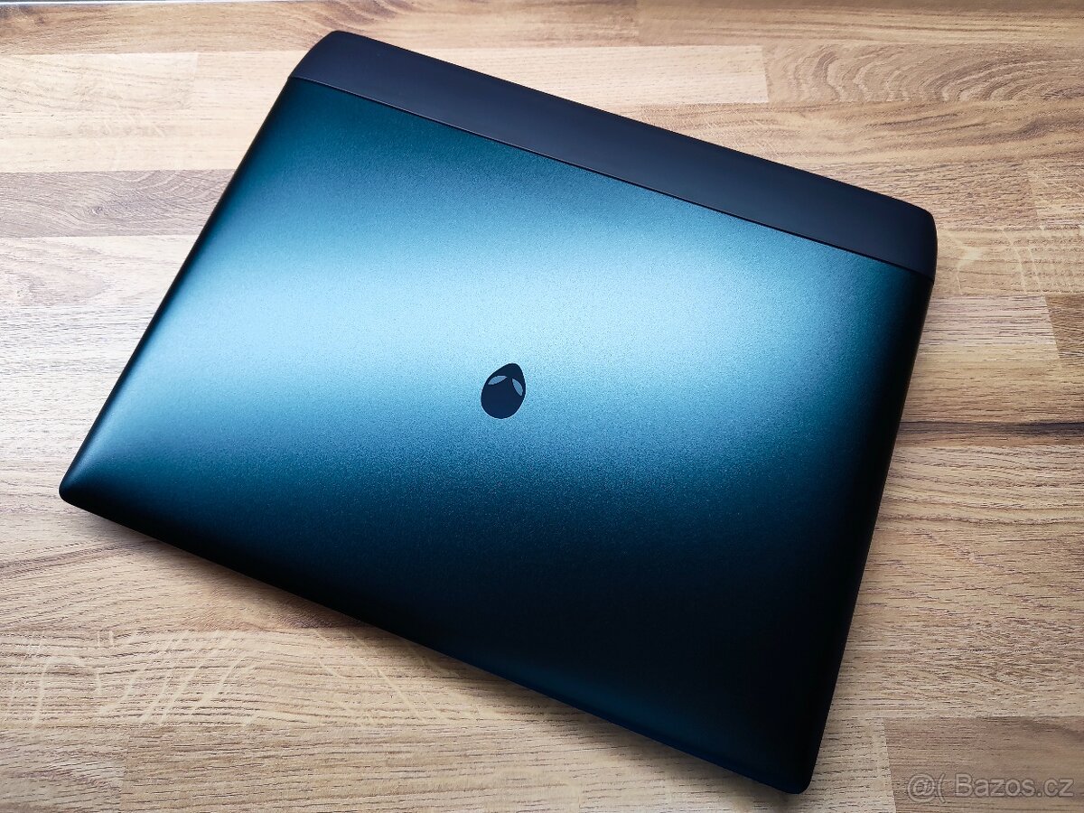 16" 240HZ_ALIENWARE 16 AREA-51_U7-255HX_16GB_RTX 5060 8GB - 15