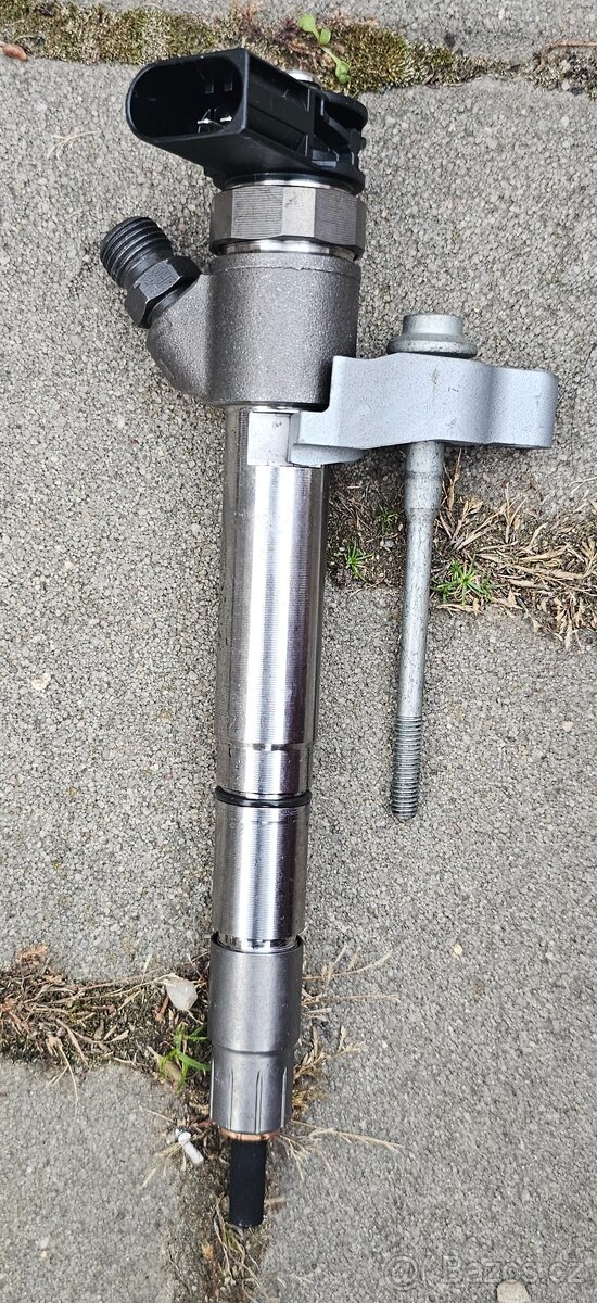 Díly z motoru DPY 210kw - 15