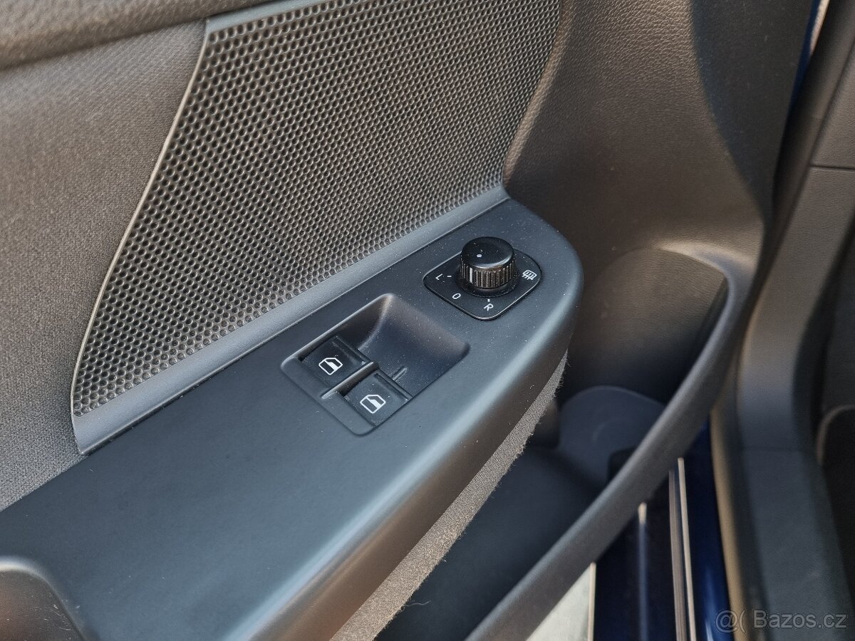 VW Golf V facelift, 1,4 TSI 90kw, manuál 6q, výhřev, senzory - 15