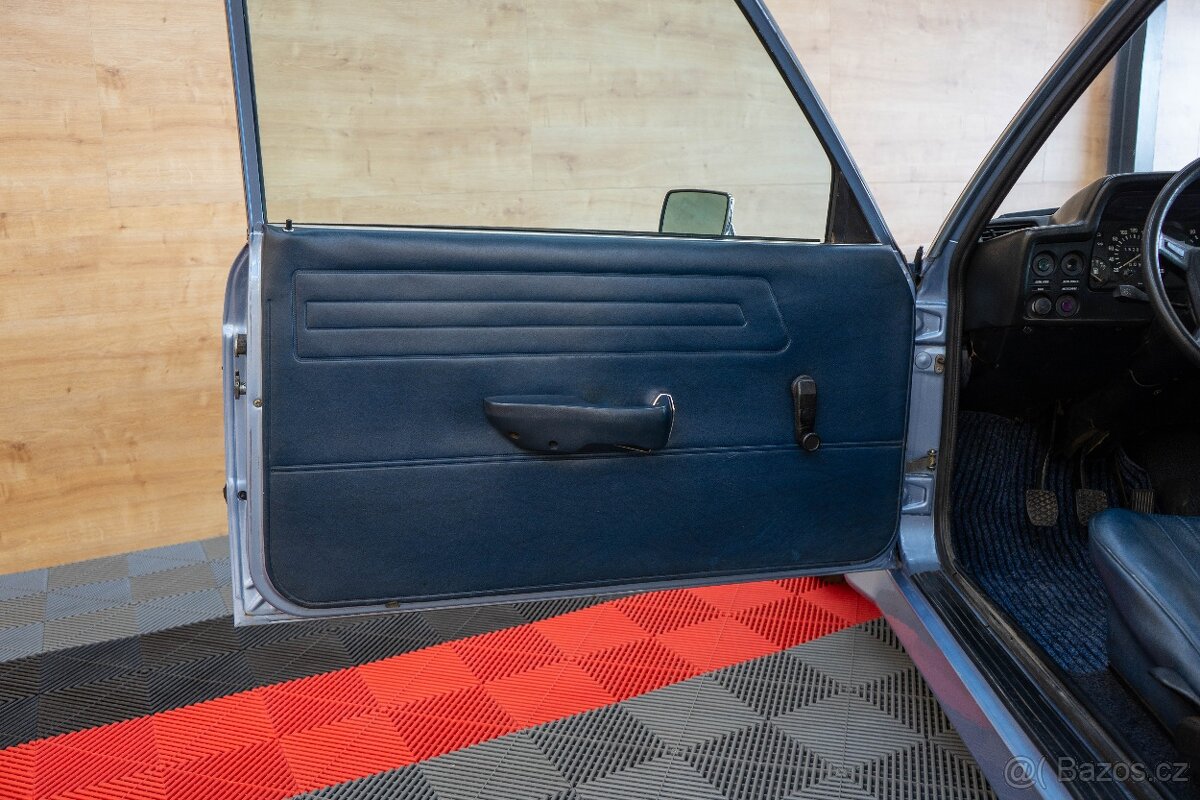 BMW Rad 3 320i E21 - celolak - 15