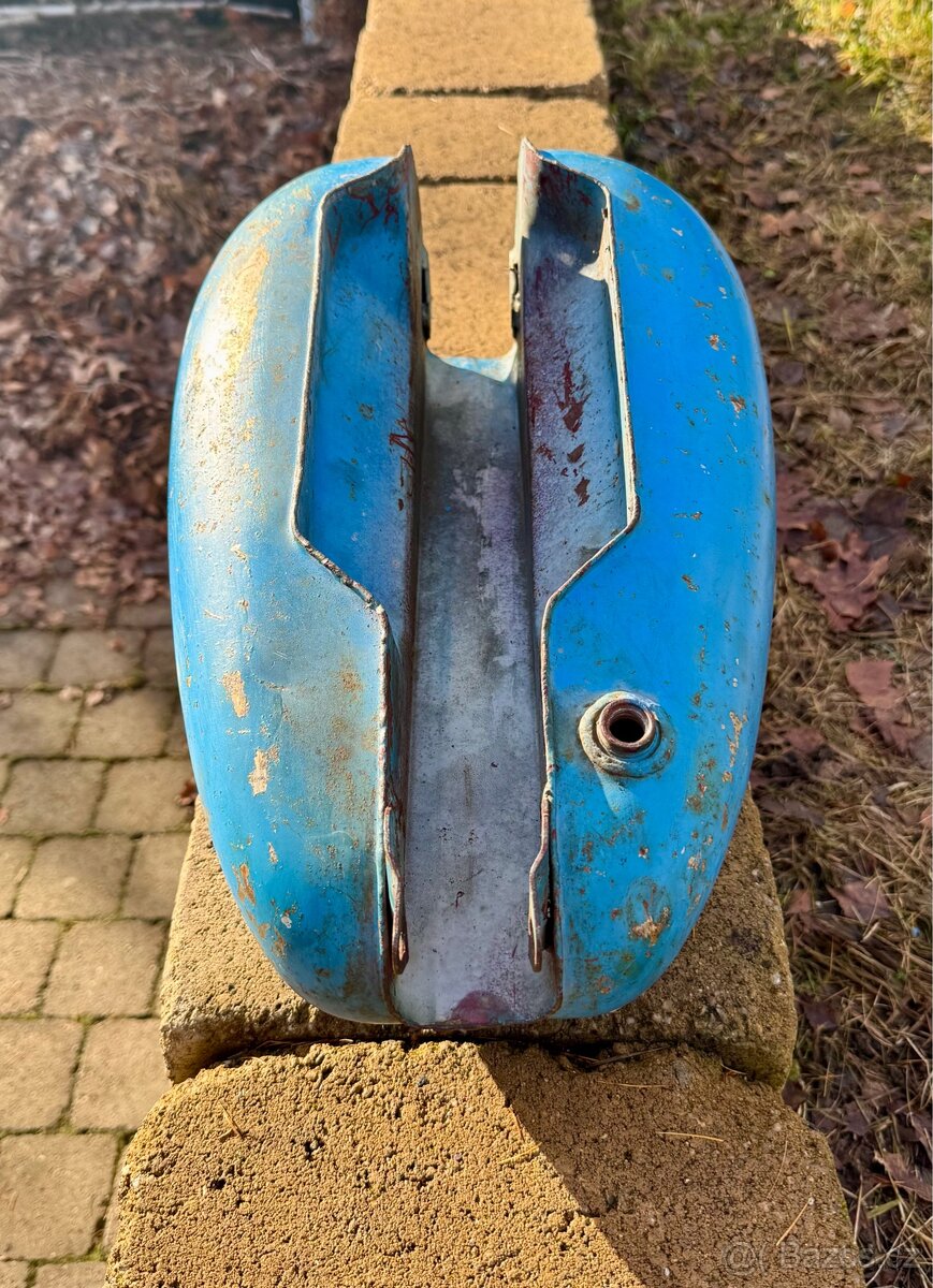 Jawa 250 350 panelka, sportka - nadrz - 15