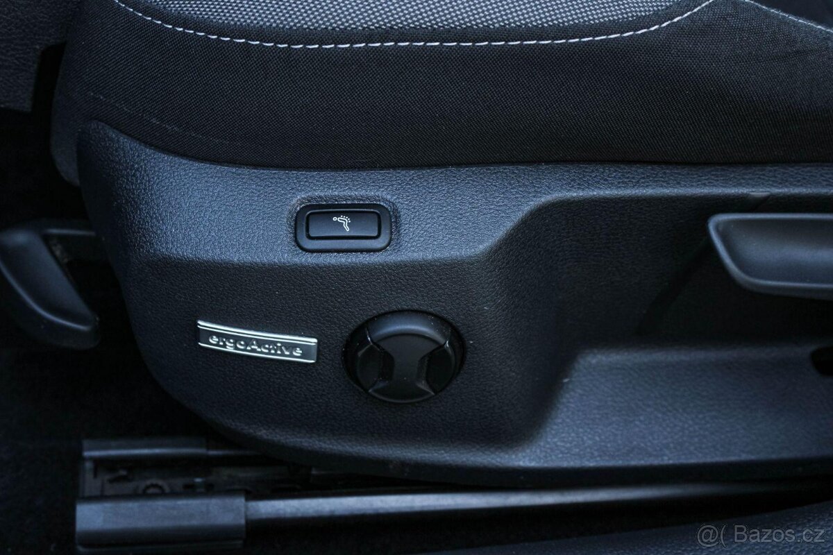 Vw golf variant 2 0 tdi 110kw dsg 2018 - 15