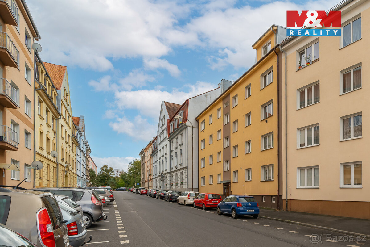 Pronájem bytu 2+1, 61 m², Cheb, ul. Na Hradčanech - 15