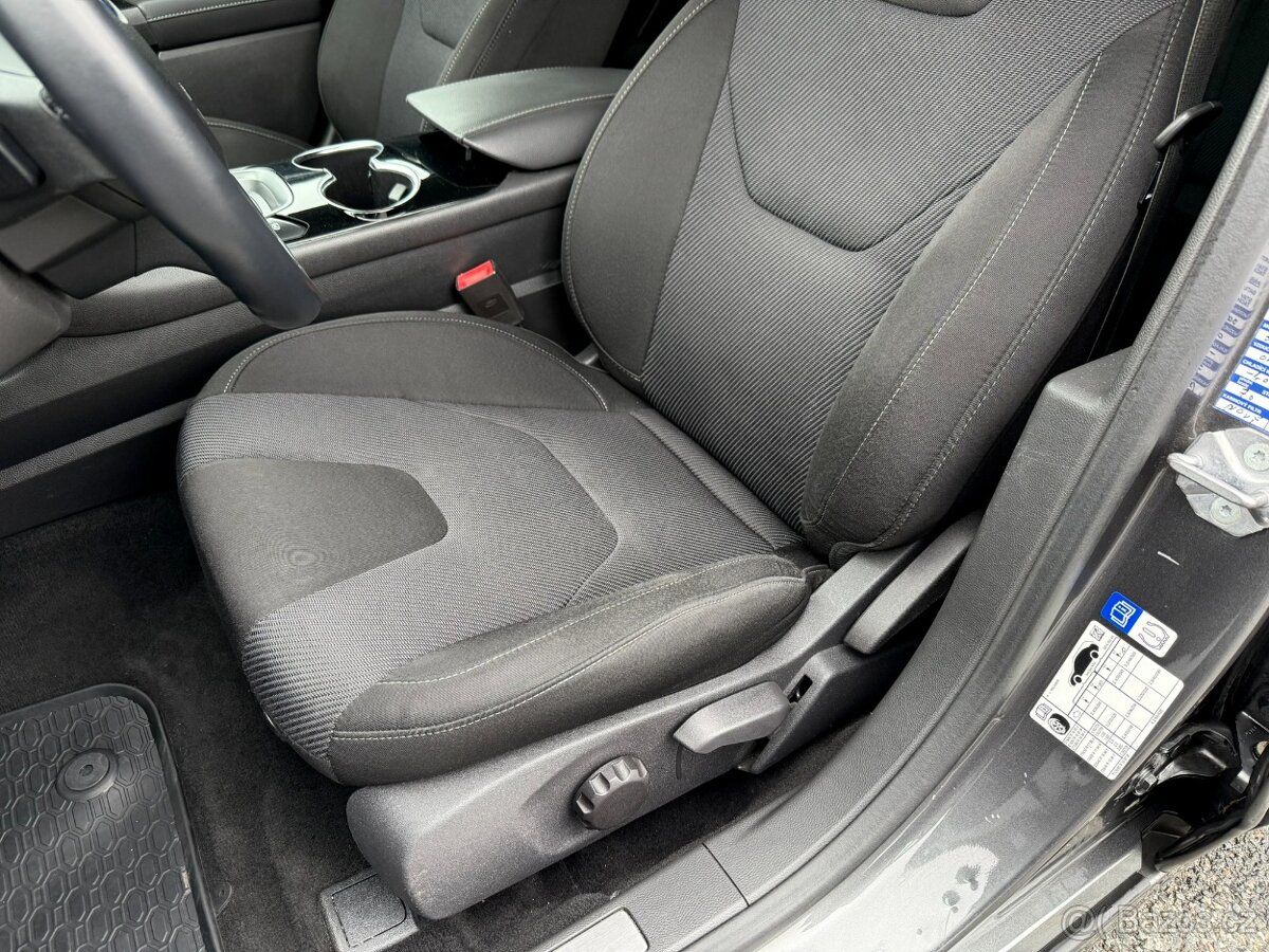 Ford Mondeo 2.0 TDCI 110kW automat 2015 | LED světla, kamera - 15