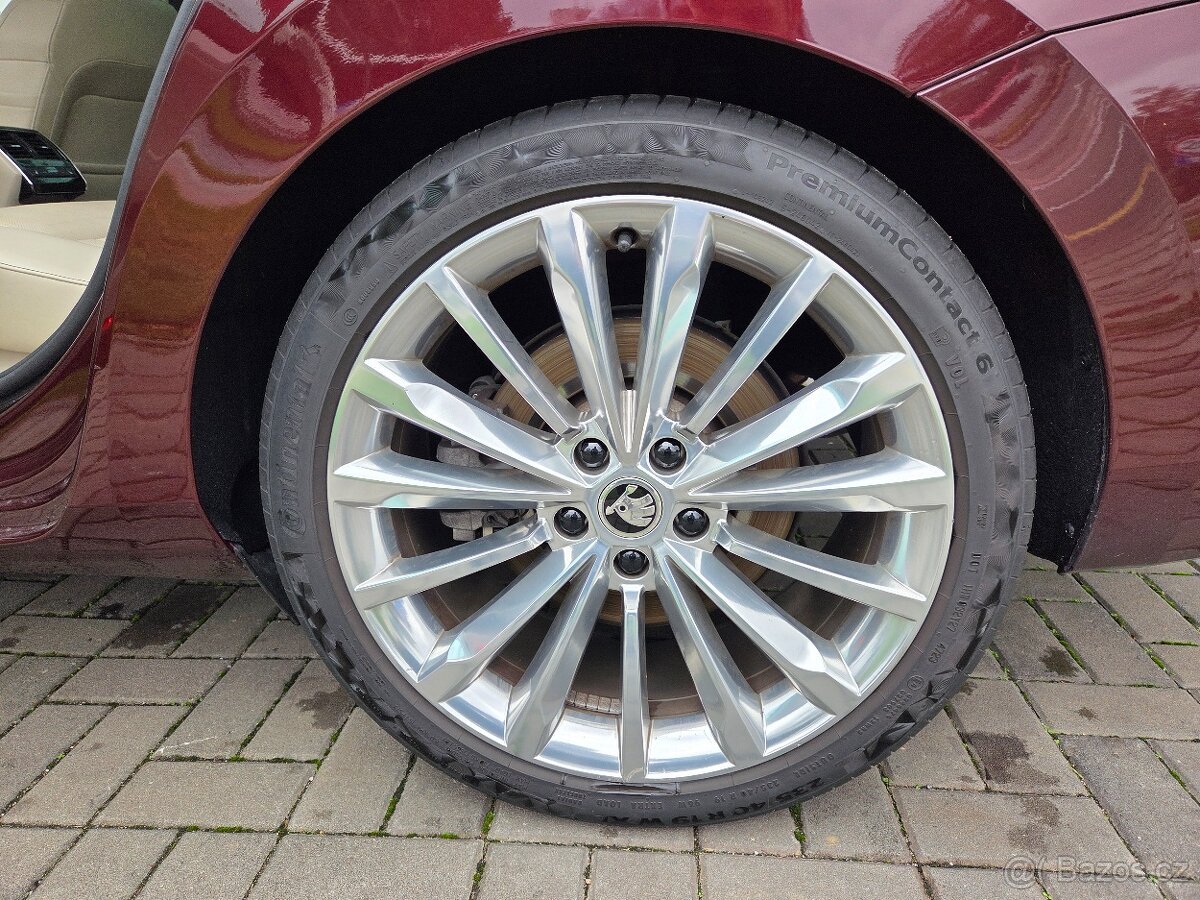 Škoda Superb III 2.0 TSI 200kw L&K - 15