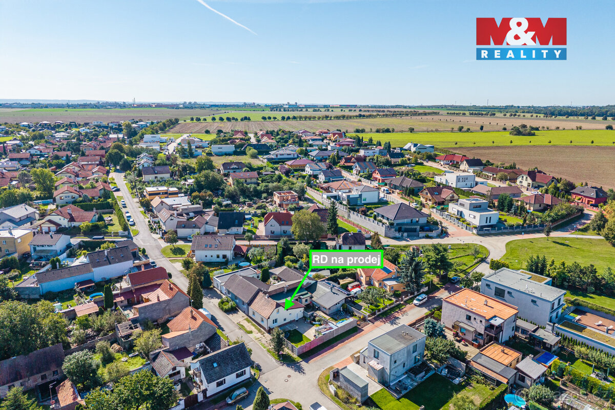 Prodej rodinného domu v Radonicích u Prahy, ulice Příčná - 15