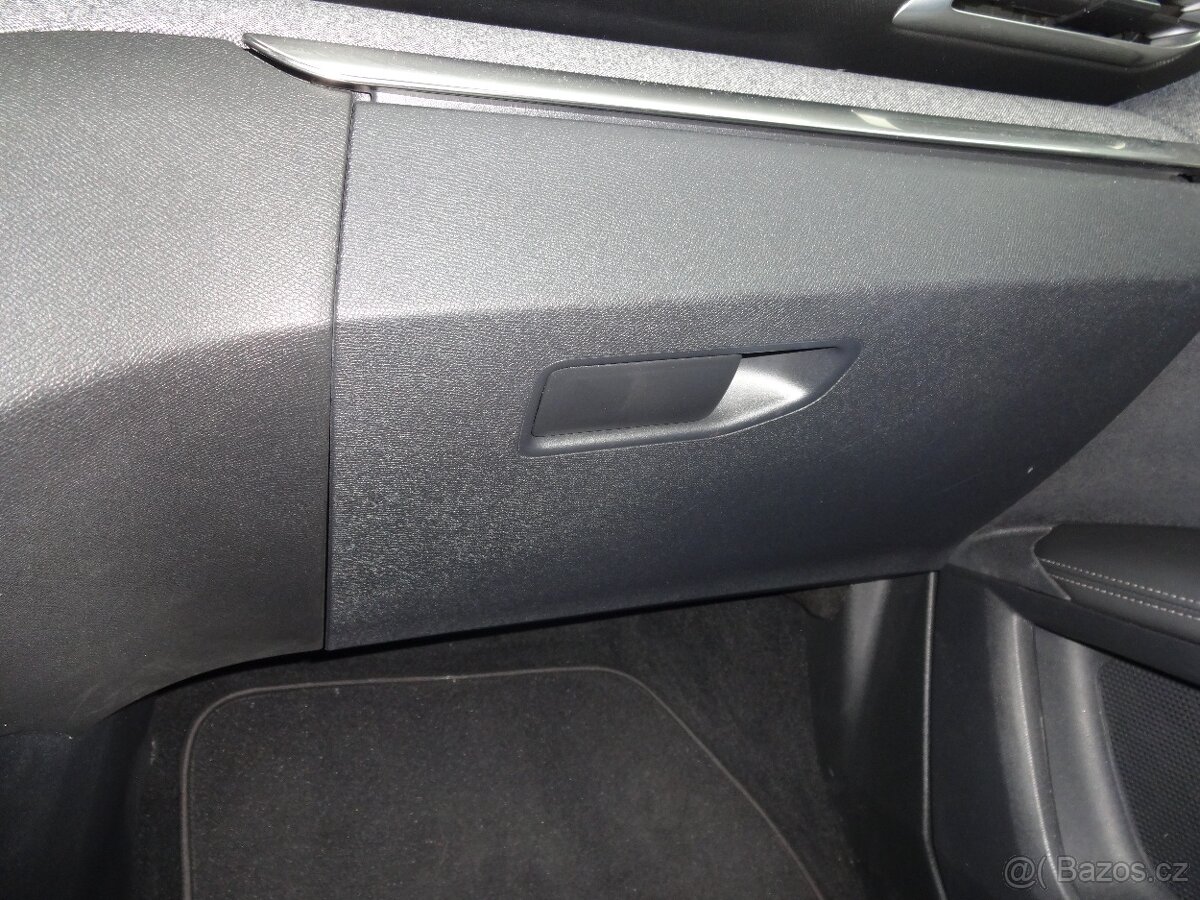 Peugeot 3008 1.2 PureTech 96 kW - 15