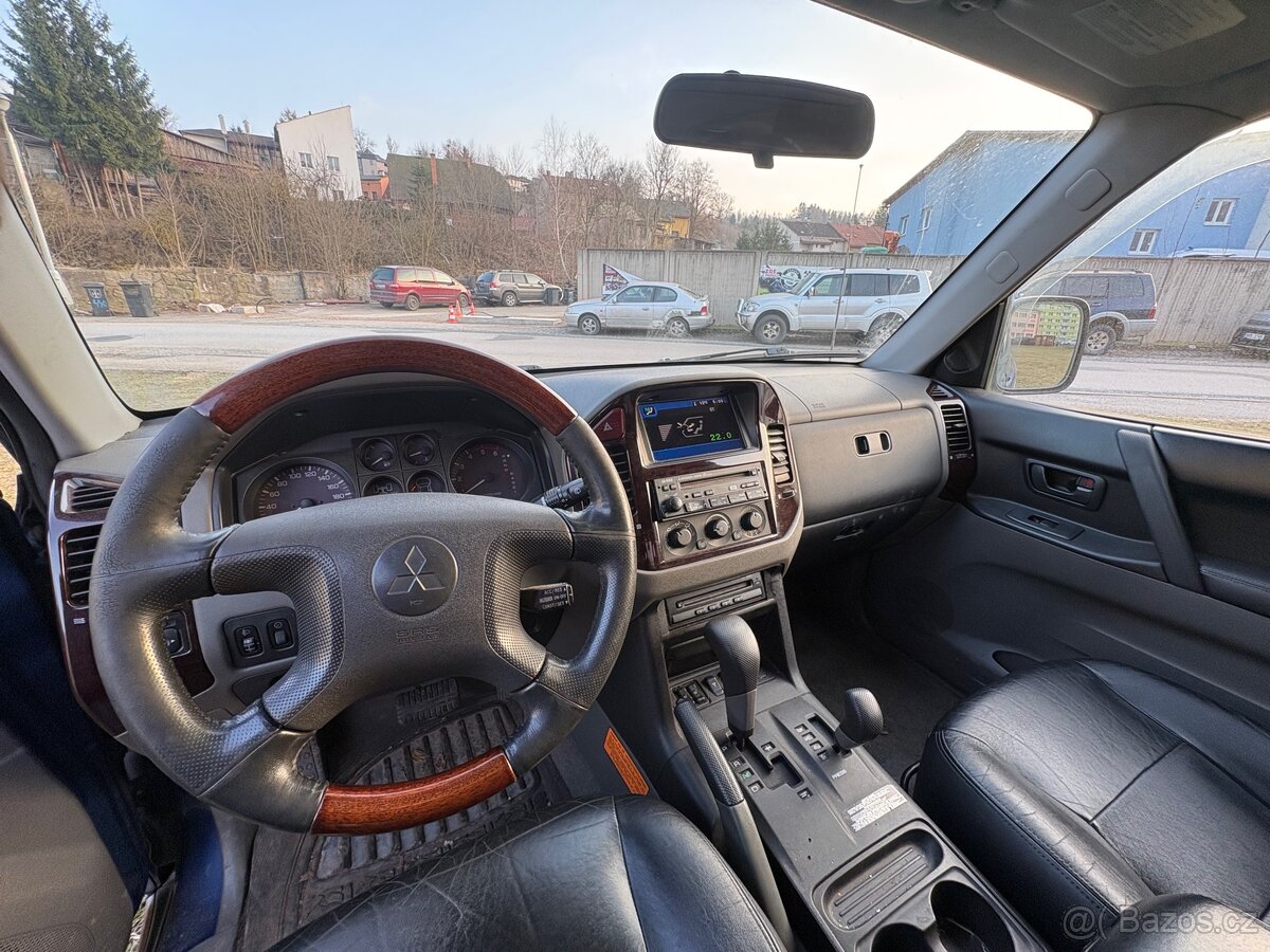 Mitsubishi Pajero 3.2 DID - 15