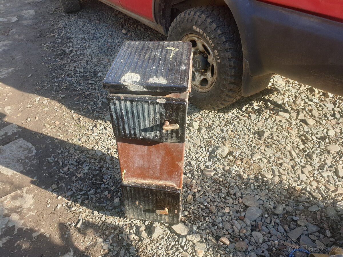 Kamna Petry, Elit, starožitný - 15