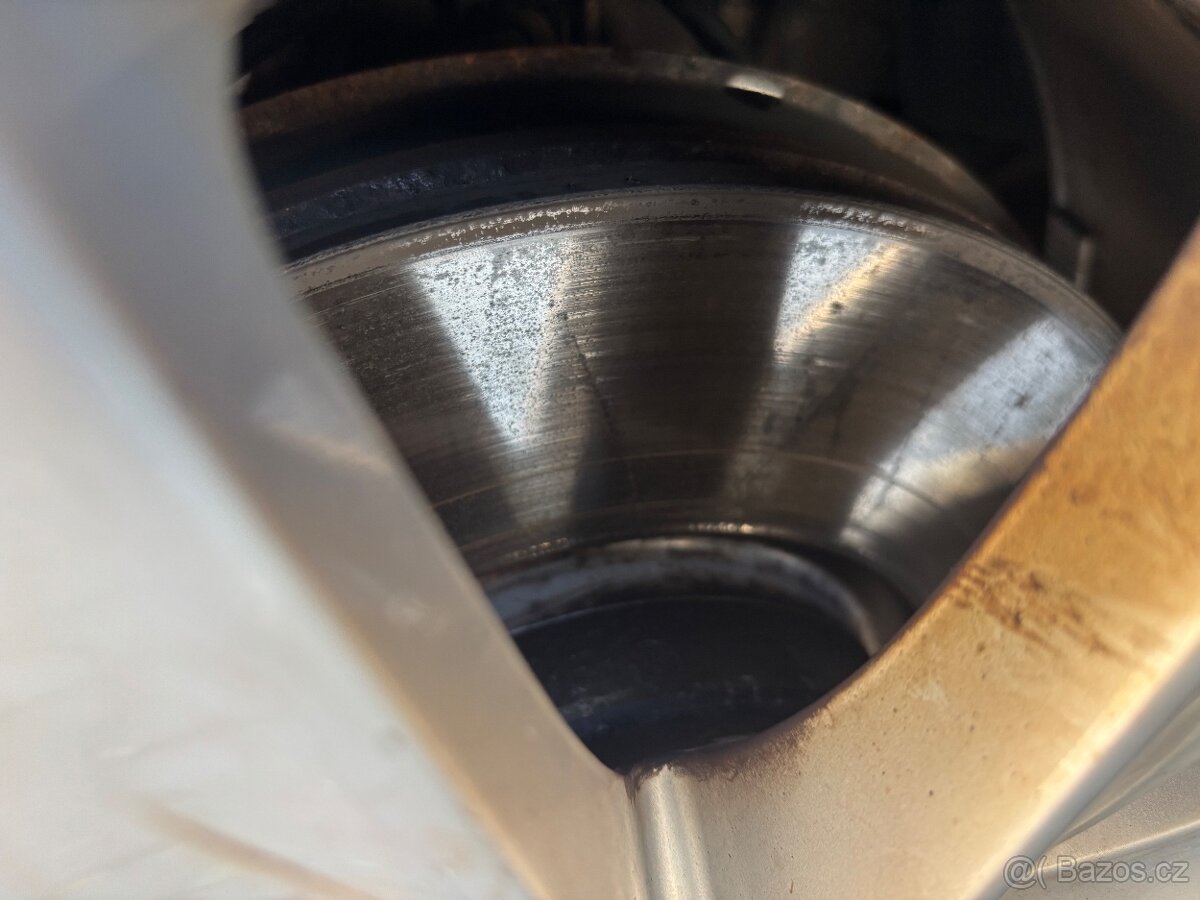 Vw Golf 6 Variant / Jetta 2.0 tdi 103 kw DSG 2011/12 - 15