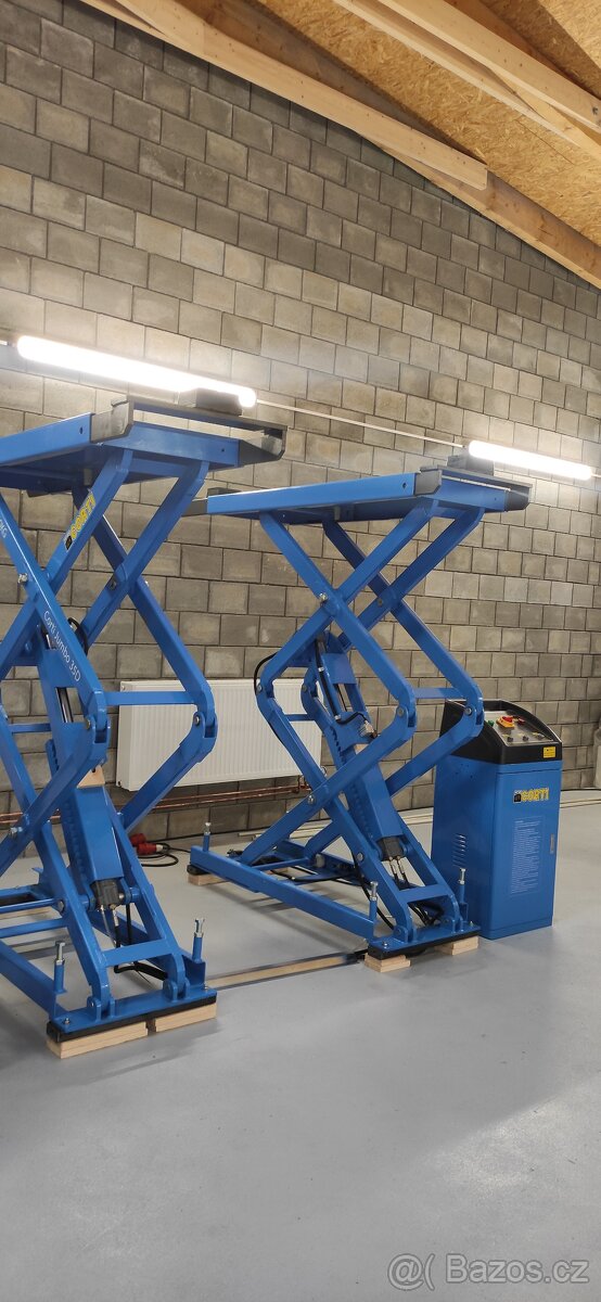 Jednosloupový mobilní zvedák 3500/2500 kg ZÁRUKA - 15