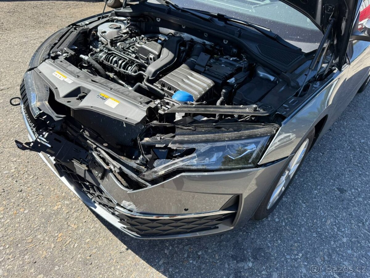 Škoda Octavia IV 1.5 TSI DSG SELECTION 1785km 2025 - 15