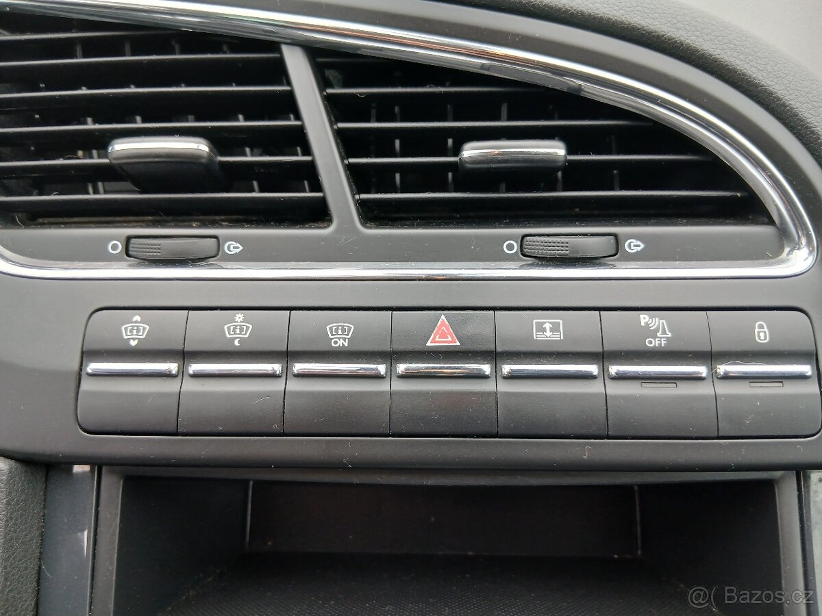 Peugeot 5008, 2.0 HDI, 7 míst, r.v.2017 - 15