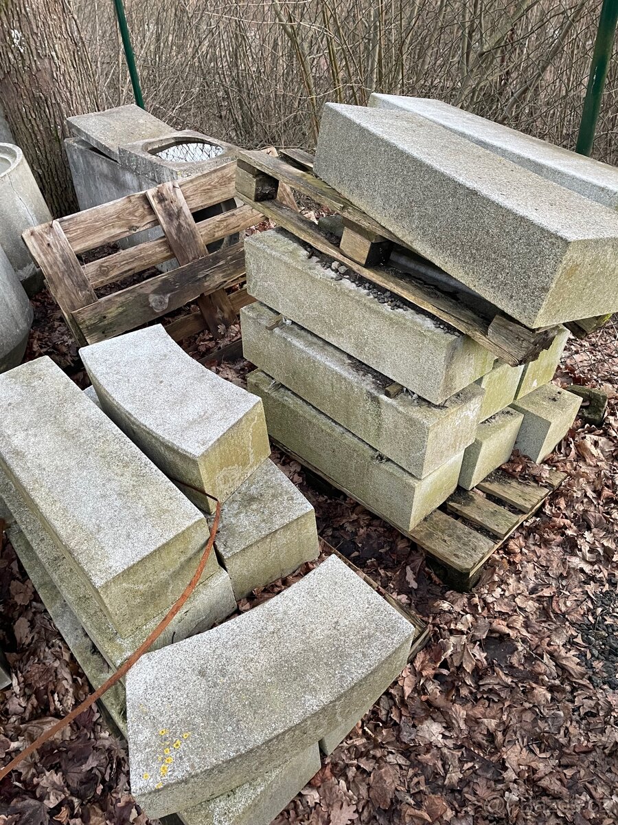 Stavební materiál, dlažba, skruže, obrubníky - 15