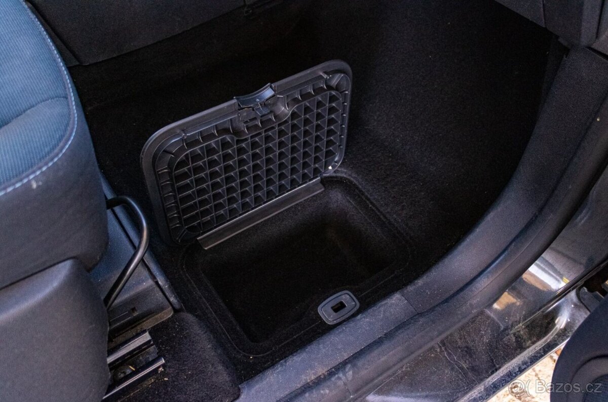 Renault Scénic 1.5 dCi 2011 - 15