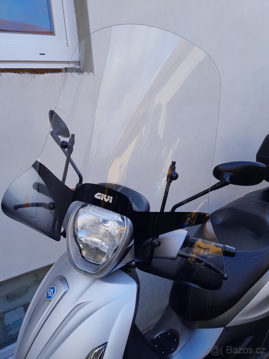 Piaggio Beverly 300 ABS, 2018, pěkný stav, AKCE - 15