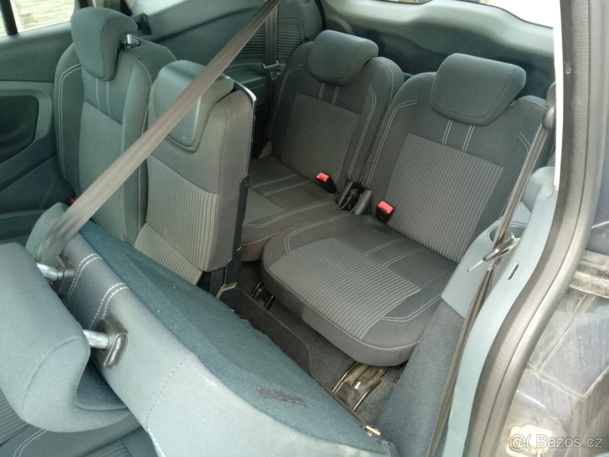 FORD GRAND C-MAX 2,0TDCi103kw,rv2011,7MÍST,2XŠOUPAČKY,VÝBAVA - 15