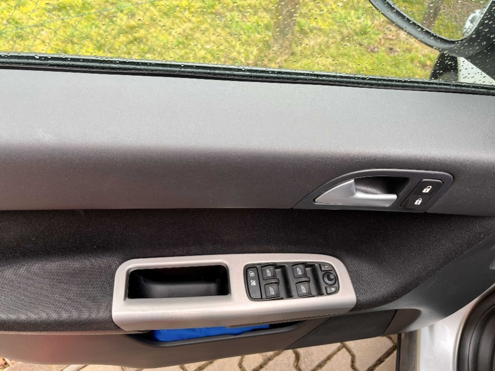 Volvo S40, 1.6 Benzín, nová STK, TZ - 15