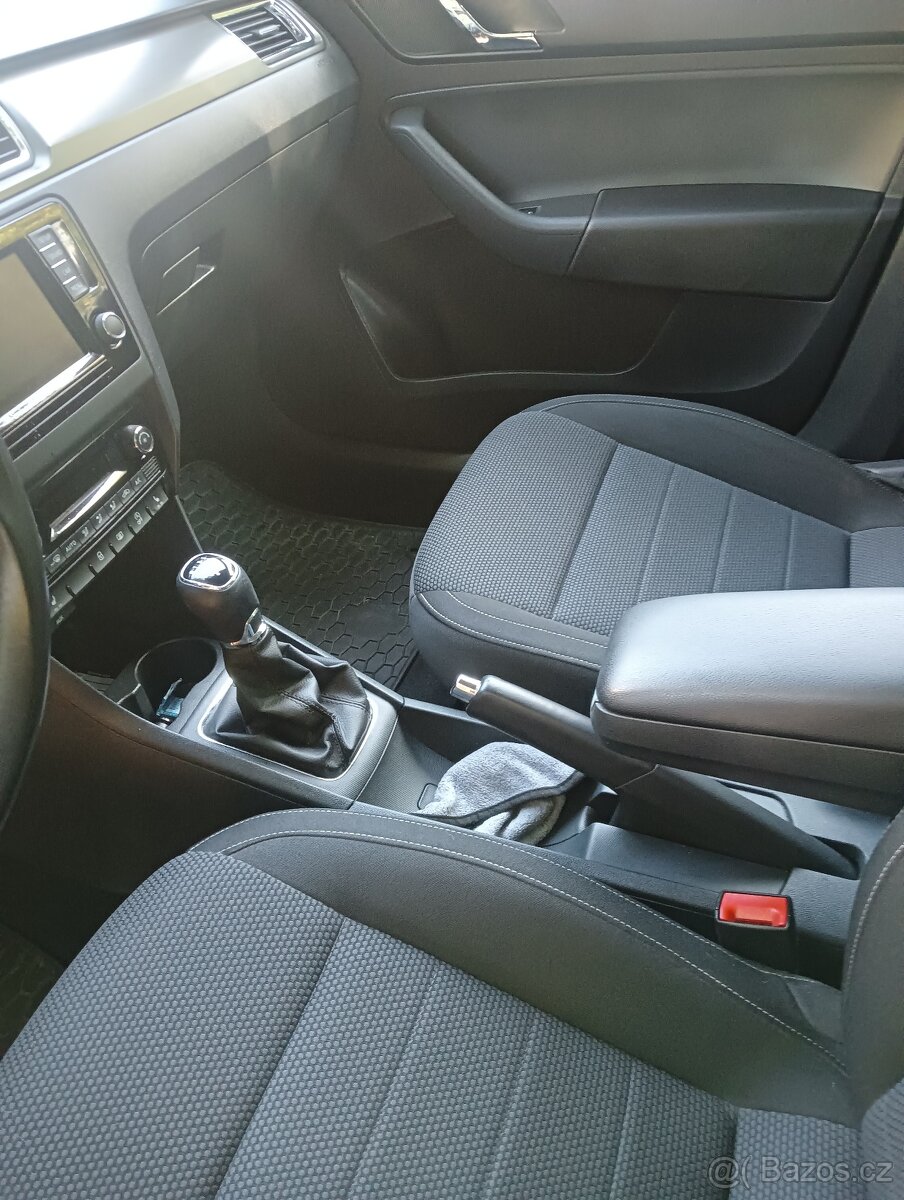 Škoda Rapid Spaceback 1.6TDI 85kw - 15