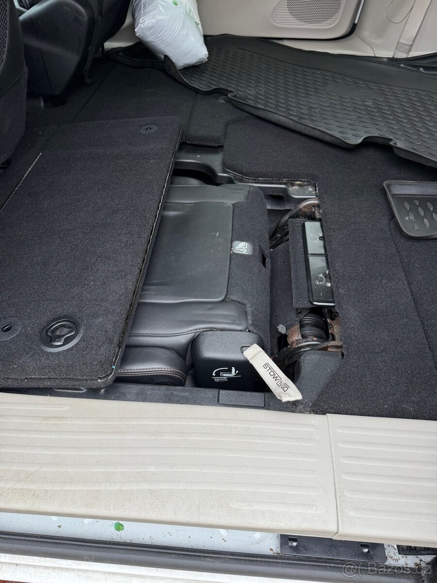 Chrysler Pacifica - 15