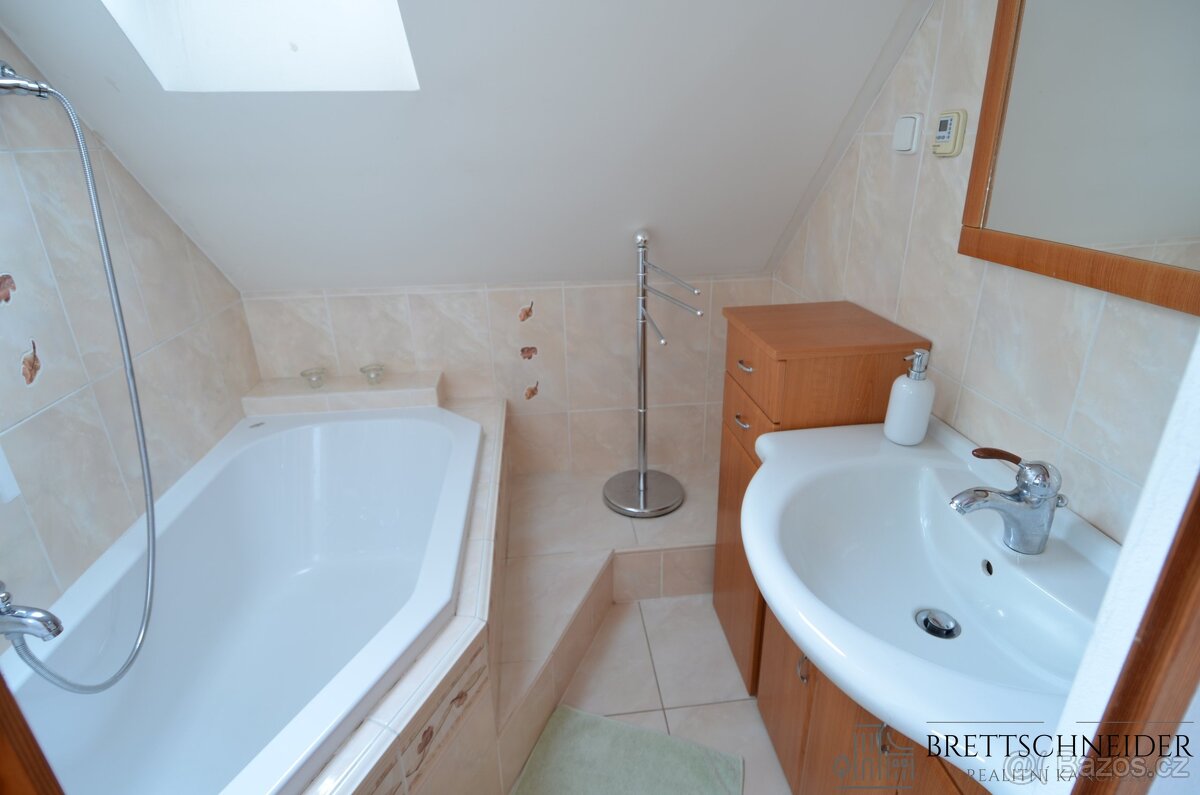 Prodej rodinného domu, Staříč, ev.č. 00730 - 15