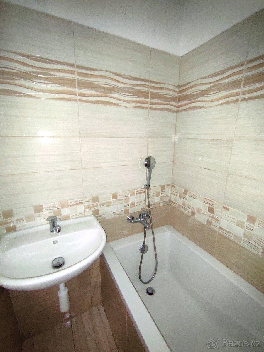 Petrovice u sedlcan 2+1 - 15