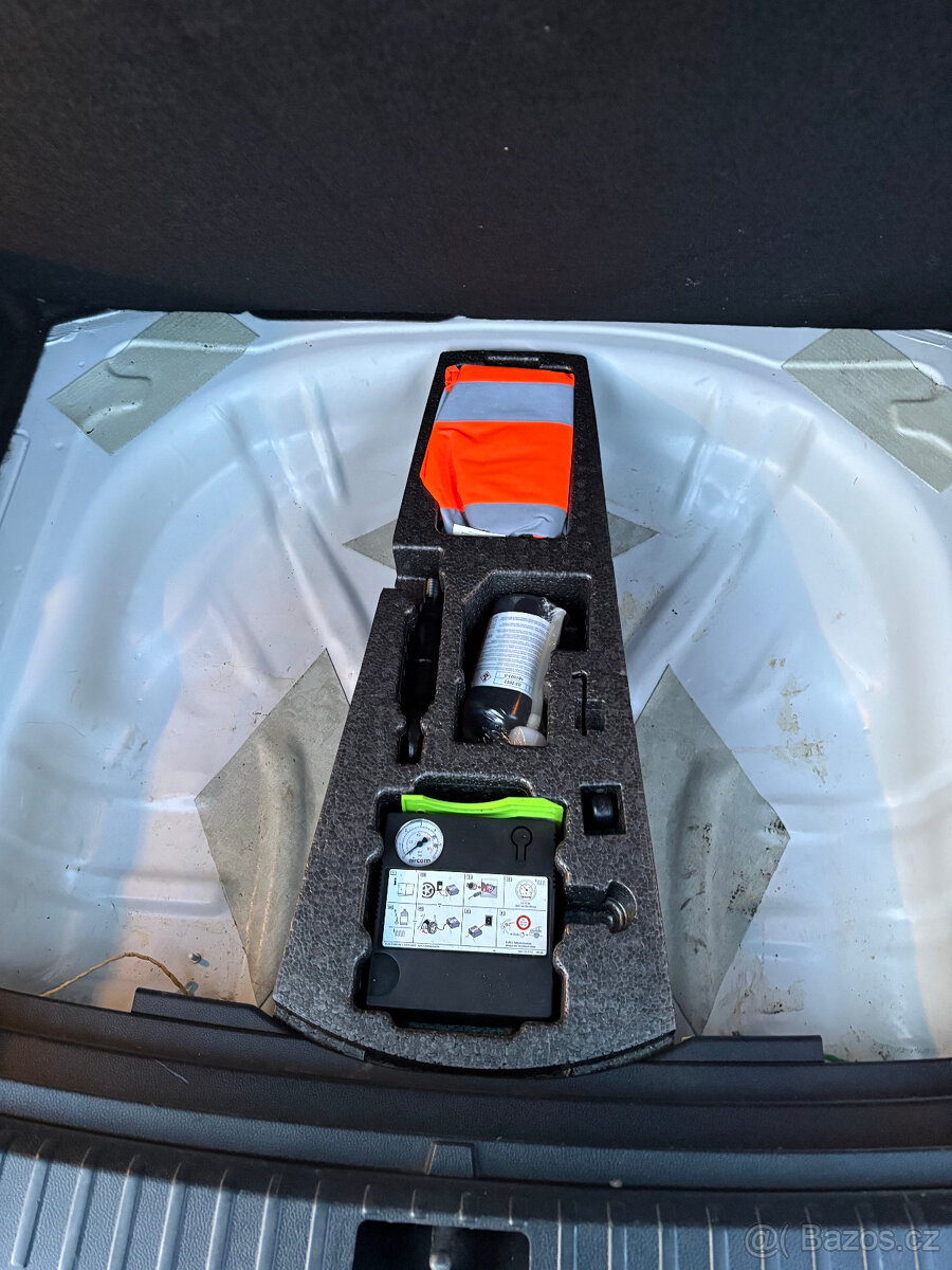 Škoda Karoq 1.0 TSI 85 kW DSG - 15