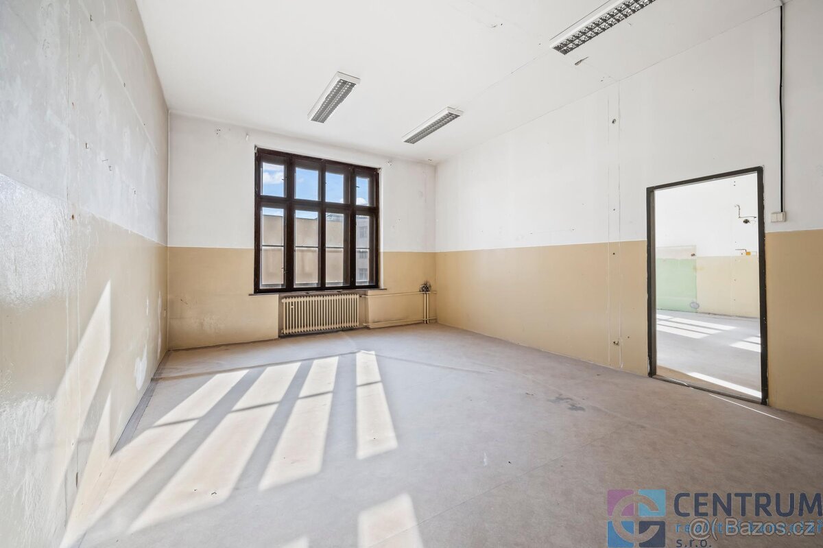Prodej komerčního objektu Jugoslávská - 15