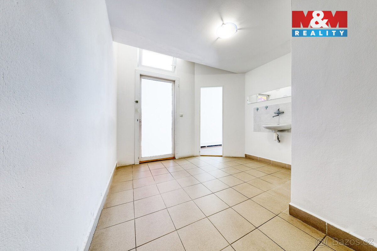 Prodej obchod a služby, 53 m², Písek, ul. Čechova - 15