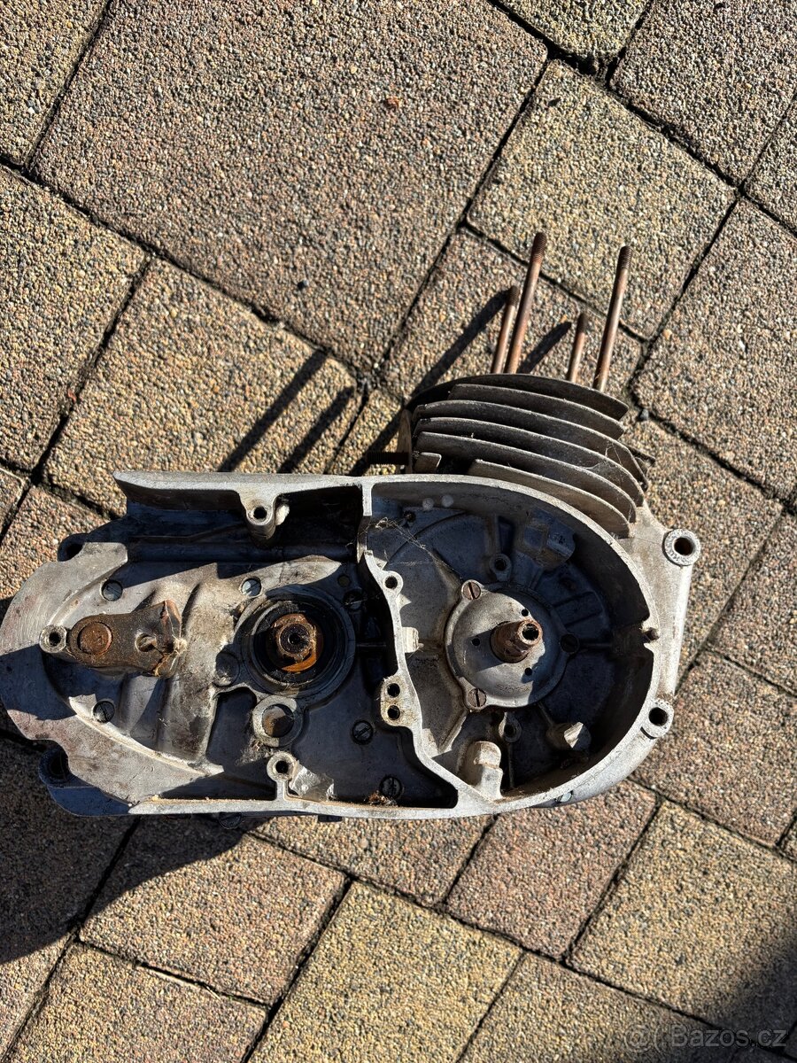 ČZ 250/175 470-475 zbytky z renovace - 15