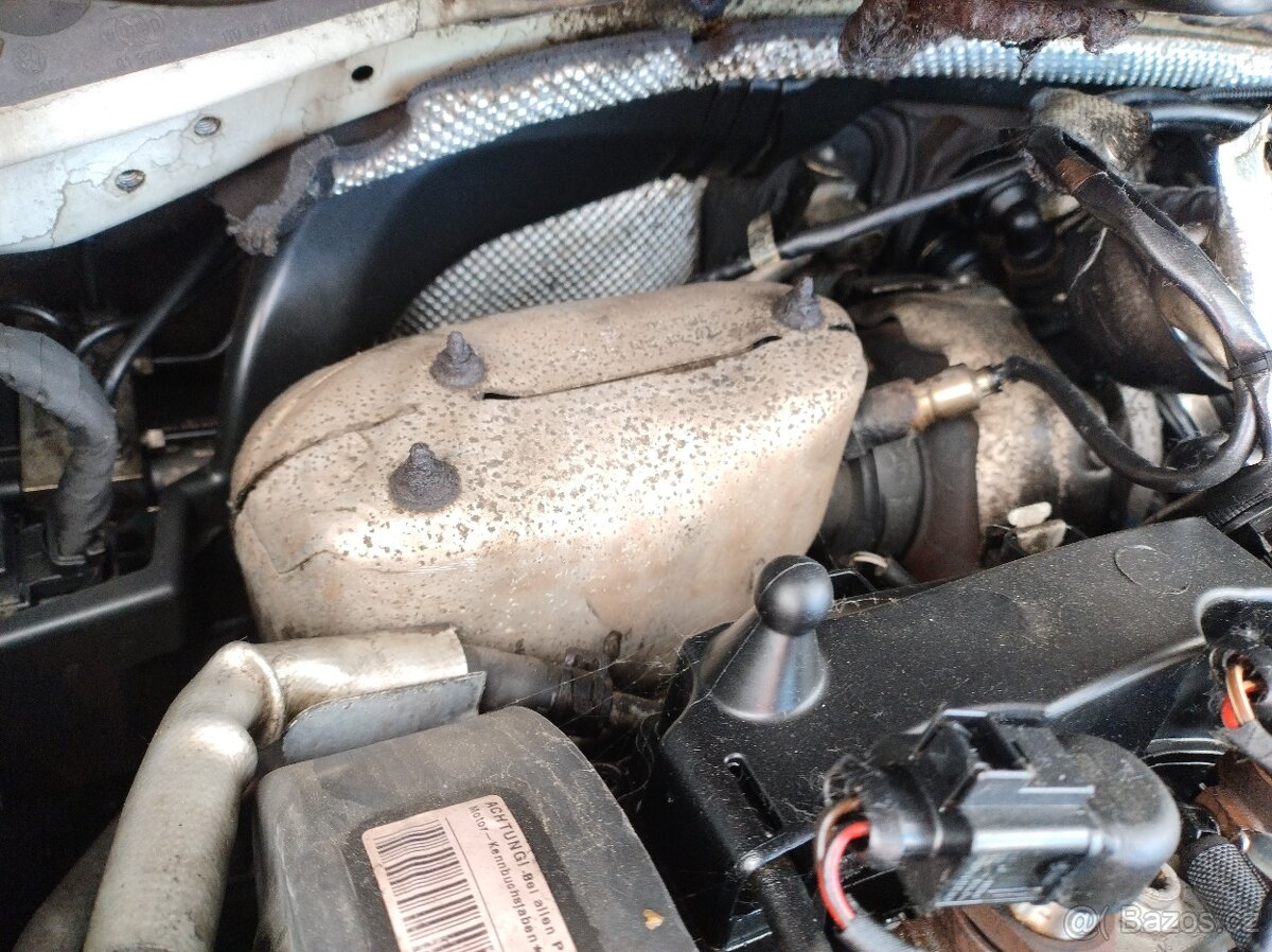 VW CADDY 1,6TDI 2011 CAY 66-77kW DILY z VOZU - 15