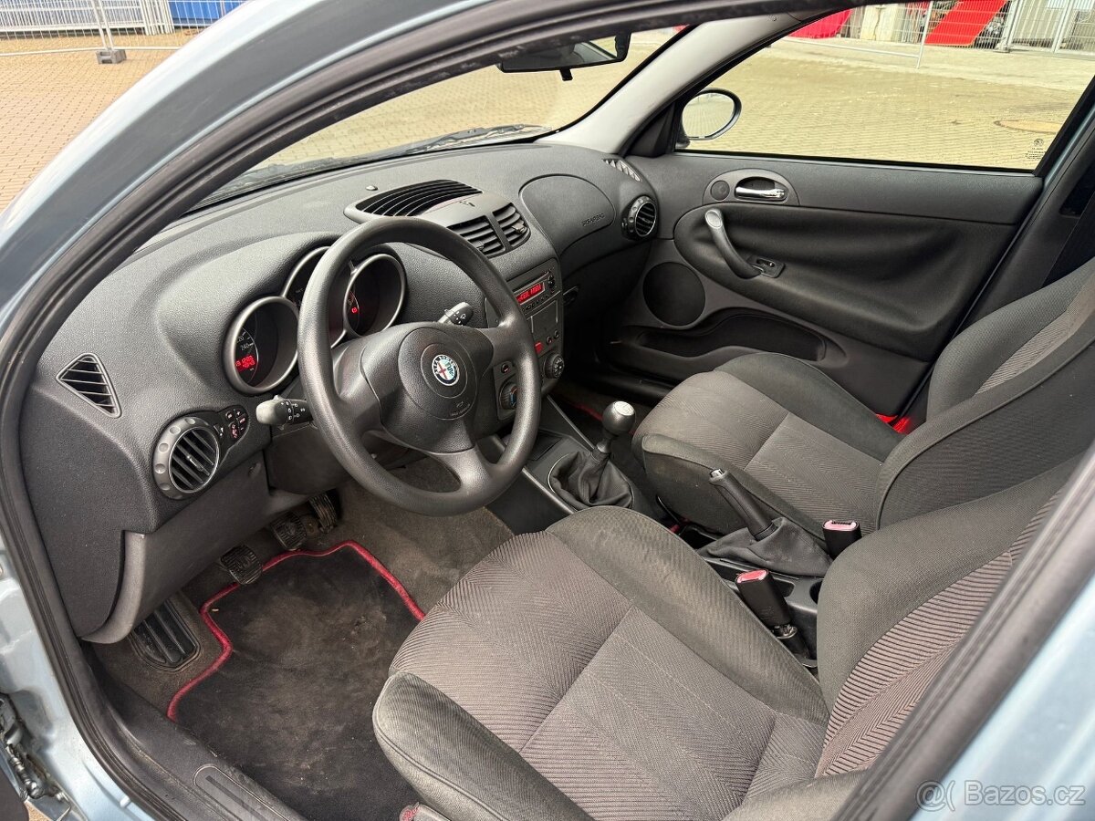 Alfa Romeo 147, 1.9JTD 85kw 5dv L+Z kola - 15