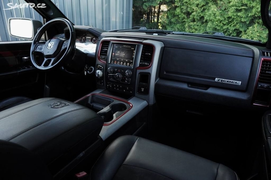 Dodge Ram 5.7 HEMI 4X4 REBEL EDITION - 15