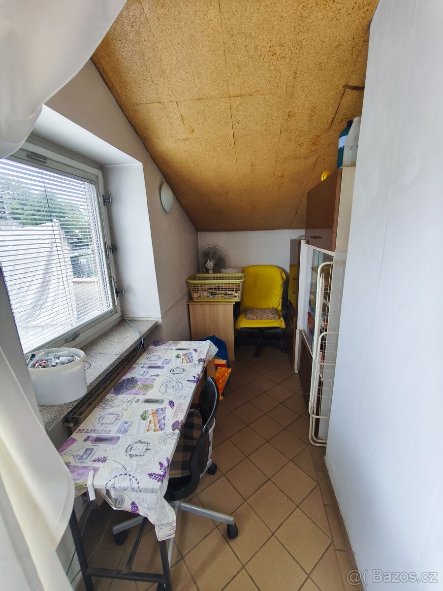 Rodinný dům 4+1 s garáží, terasou a zahradou – Lipník n. B. - 15