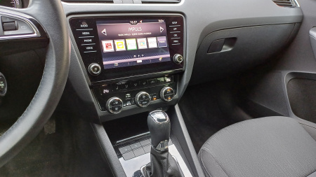 Octavia combi 2.0 TDI 110kW DSG-1.maj-koup.ČR-80.000km-DPH- - 15